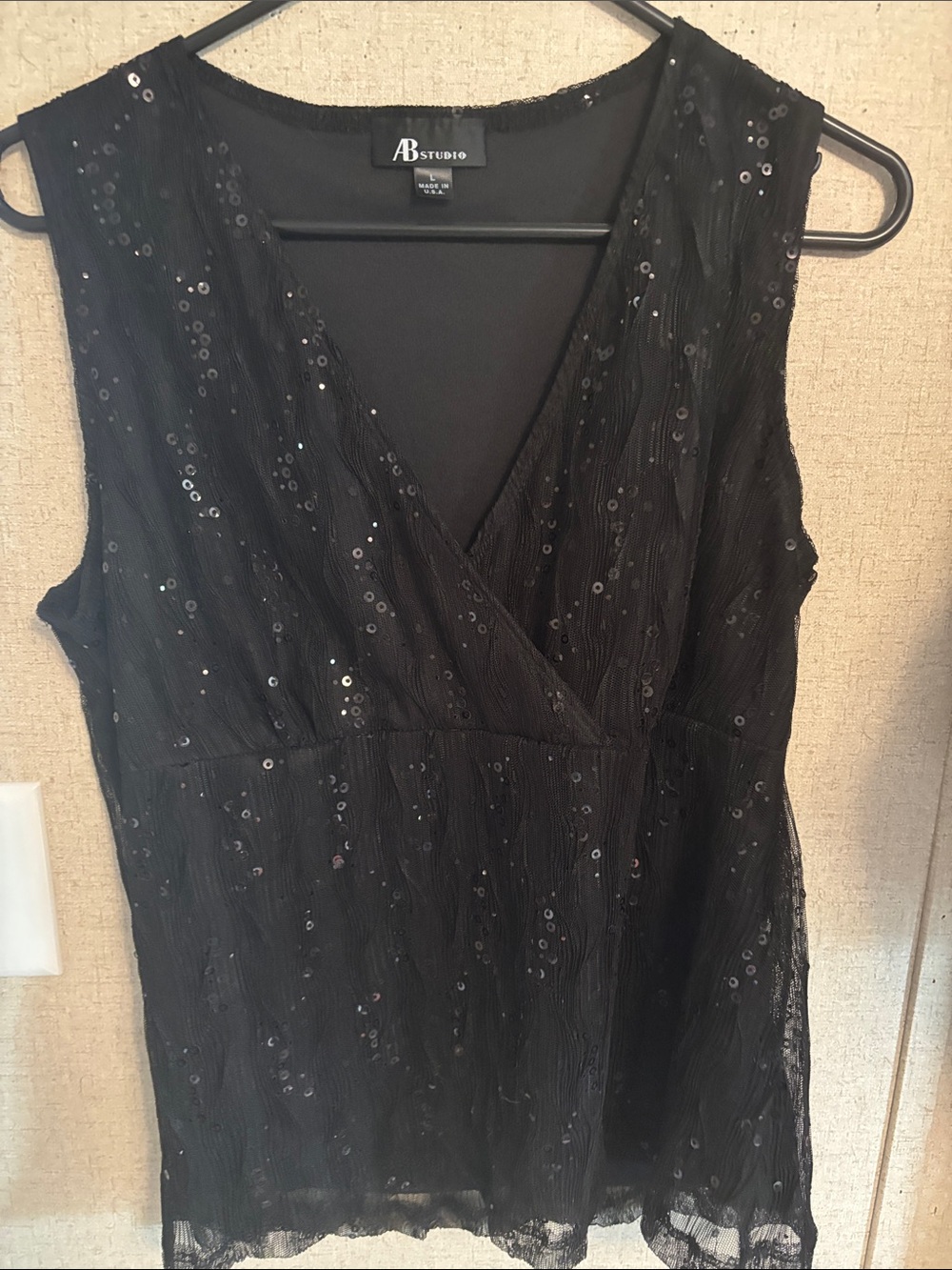 AB Studio Black Sequin V-Neck Sleeveless Camisole